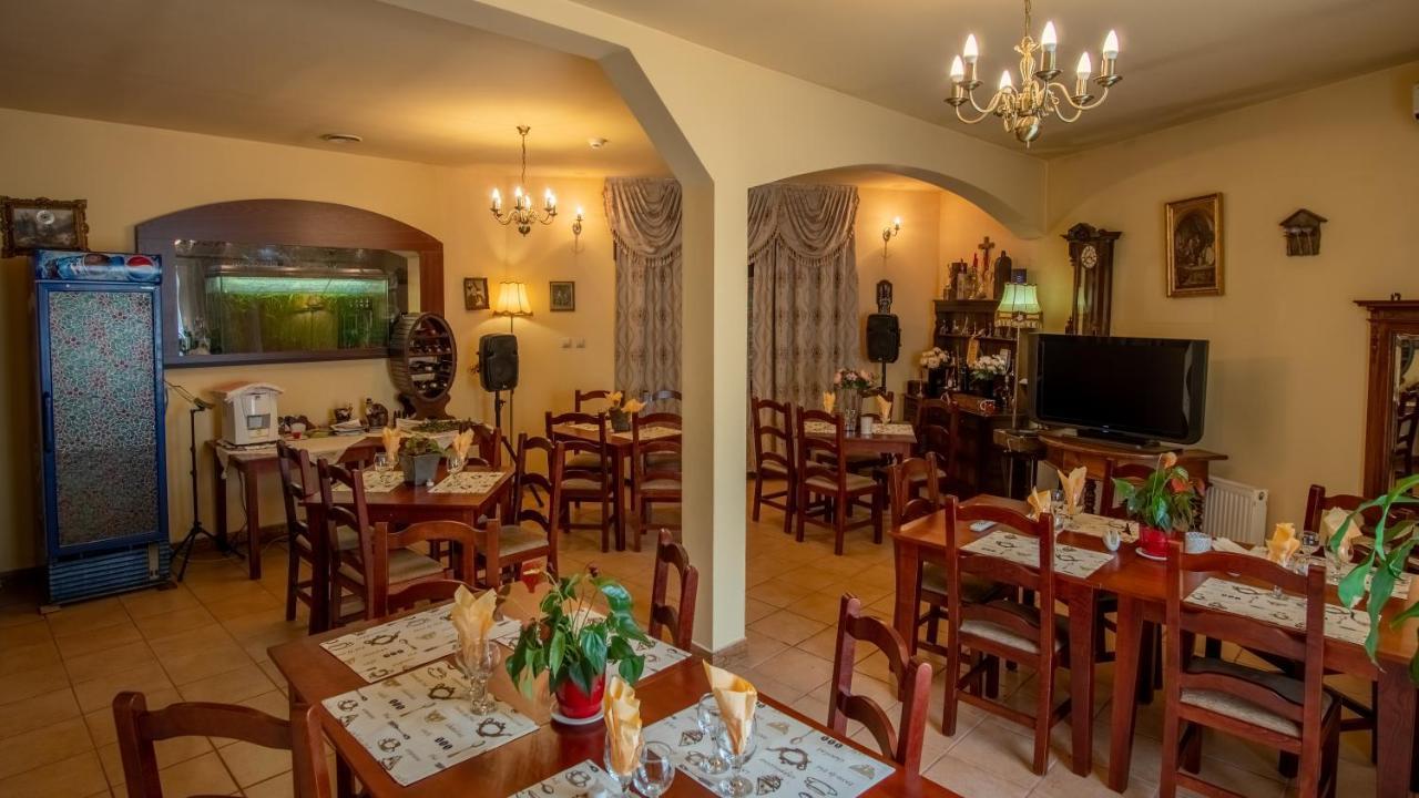 Pensiunea Alpin Păltiniş Exterior foto